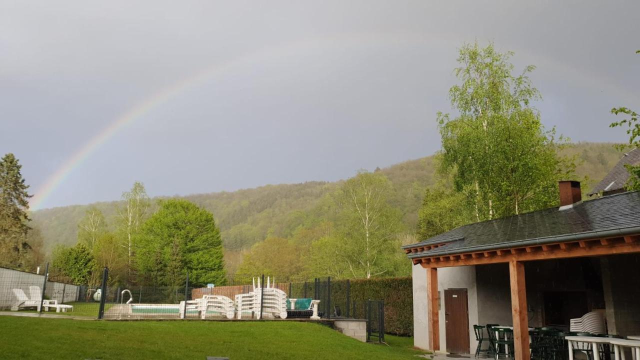 Auberge Le Vieux Moulin Poupehan Esterno foto