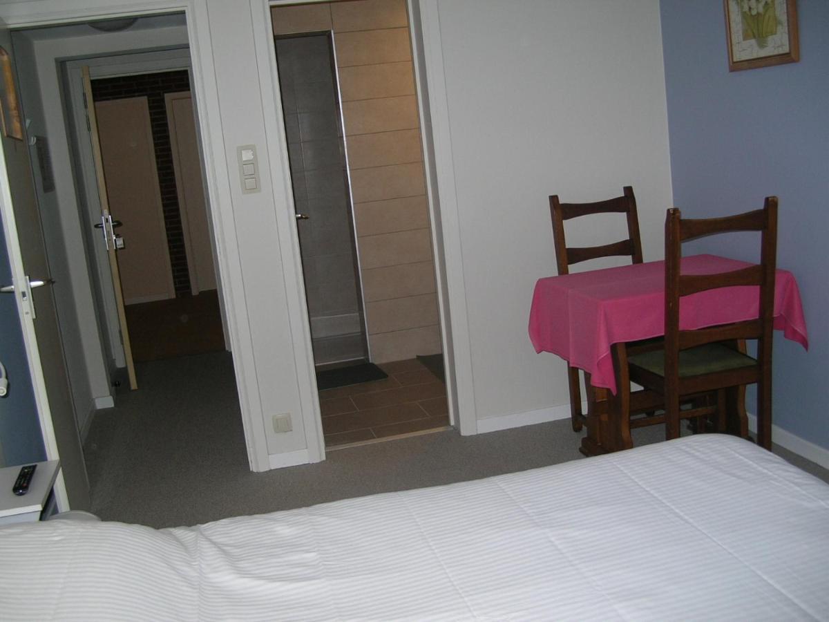 Auberge Le Vieux Moulin Poupehan Esterno foto